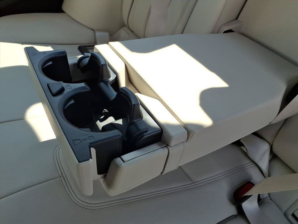 Used 2019 BMW 530i w/ Convenience Package RWD image 16