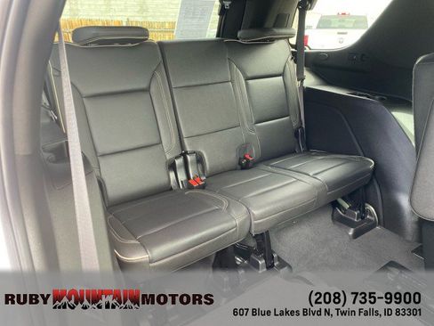 Used 2023 GMC Yukon SLT AWD/4WD image 29