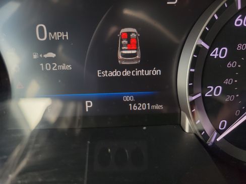 Used 2023 Toyota Highlander XSE FWD image 25