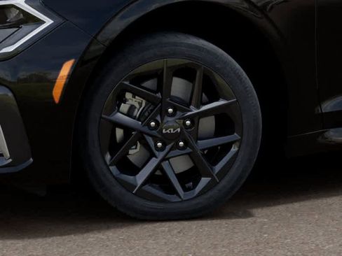 New 2026 Kia K5 LXS FWD image 9