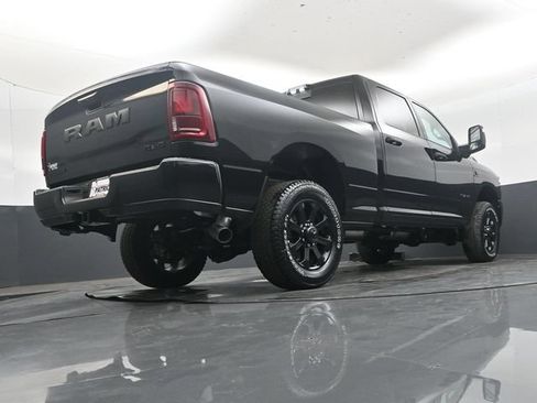 New 2026 RAM 2500 Big Horn AWD/4WD image 38