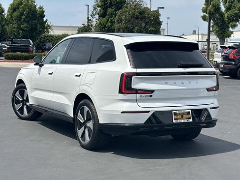 New 2026 Volvo EX90 Plus AWD/4WD image 5