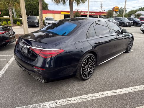 Used 2023 Mercedes-Benz S 500 4MATIC image 4