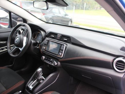 Used 2020 Nissan Versa SR w/ Convenience Package FWD image 16