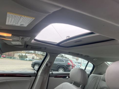 Used 2007 Buick Lucerne CXL image 15