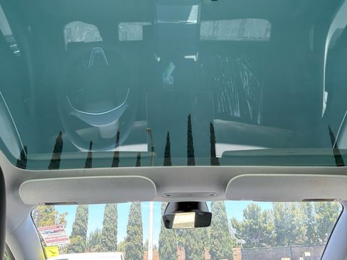 Used 2024 Tesla Model 3 Standard Range RWD image 16