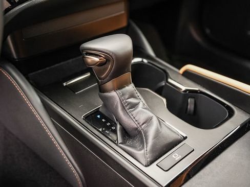 Used 2025 Lexus ES 350 w/ Accessory Package (Z2) FWD image 21