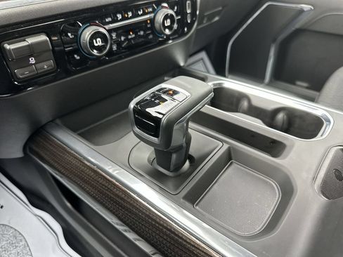Used 2025 Chevrolet Silverado 1500 LT Trail Boss AWD/4WD image 20