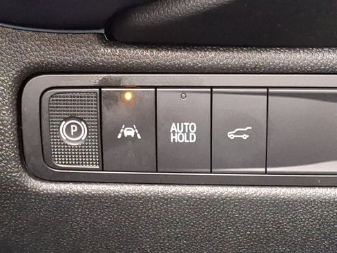 Used 2025 Chevrolet Equinox EV LT w/ Convenience Package image 24