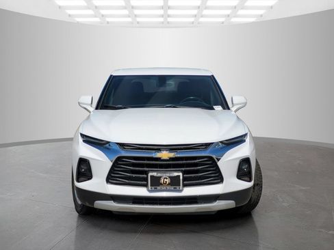 Used 2020 Chevrolet Blazer LT FWD image 2