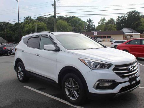 Used 2017 Hyundai Santa Fe Sport AWD/4WD image 3