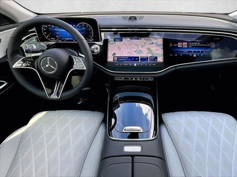 Used 2026 Mercedes-Benz E 450 4MATIC Sedan image 16