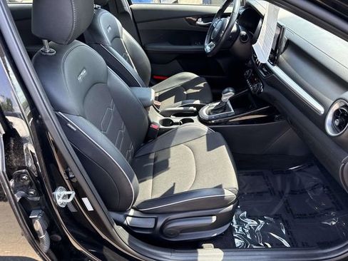 Used 2023 Kia Forte GT-Line FWD image 9