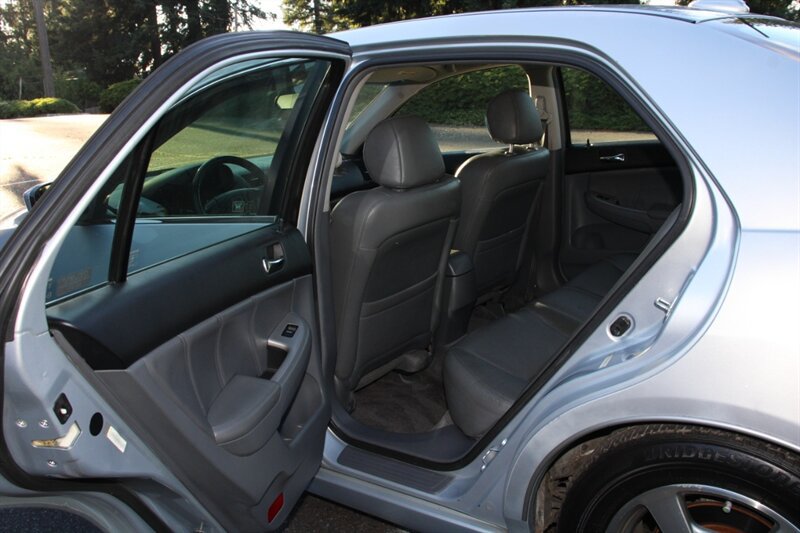 Used 2005 Honda Accord Hybrid Sedan image 13