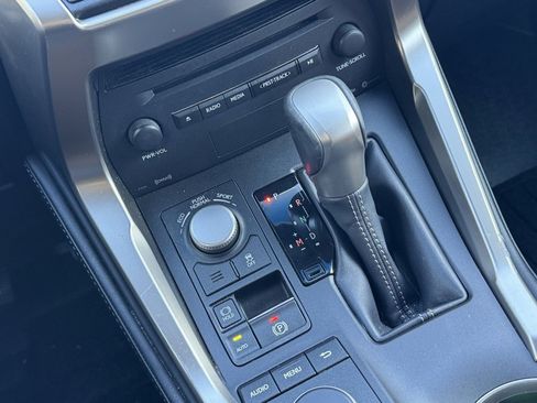 Used 2017 Lexus NX 200t FWD image 30