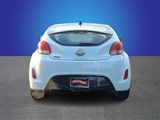 Used 2013 Hyundai Veloster w/ Style Pkg image 5