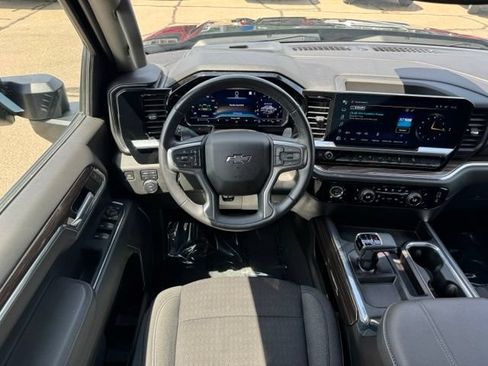 Certified 2023 Chevrolet Silverado 1500 RST AWD/4WD image 10