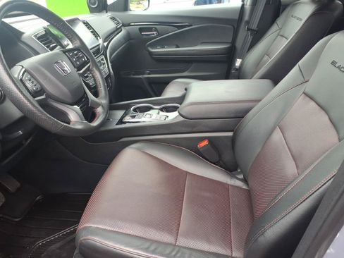 Used 2024 Honda Ridgeline Black Edition image 7