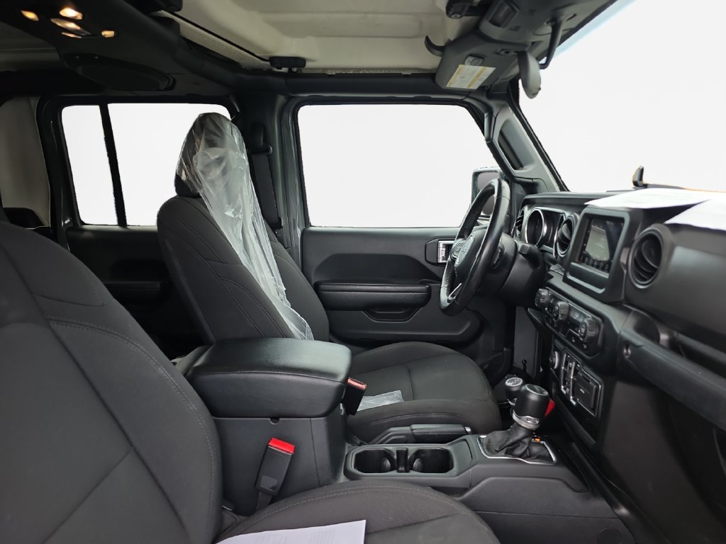 Used 2022 Jeep Gladiator Sport AWD/4WD image 24