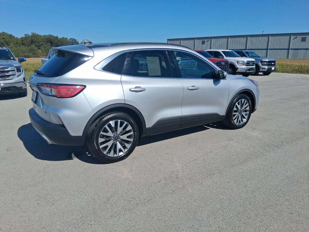 Used 2020 Ford Escape Titanium FWD image 8