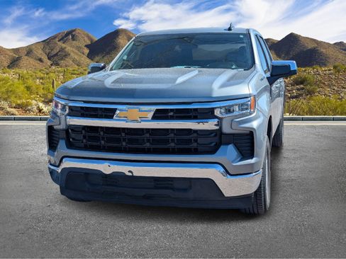 Used 2023 Chevrolet Silverado 1500 LT image 11