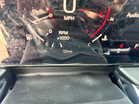 New 2027 GMC Terrain Elevation w/ Elevation Premium Package AWD/4WD image 12