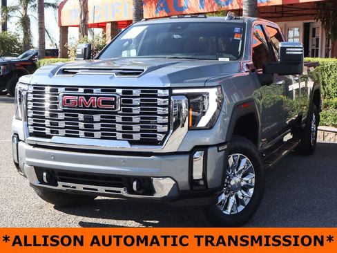 Used 2024 GMC Sierra 3500 Denali w/ Denali Reserve Package image 4