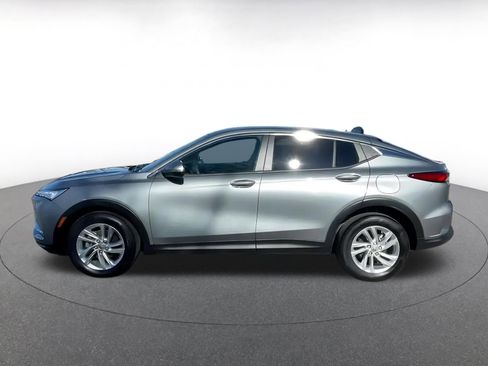 Used 2025 Buick Envista Preferred image 10