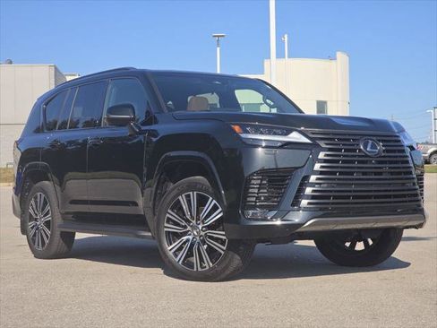 Certified 2025 Lexus LX 600 4WD w/ Appearance Package image 2