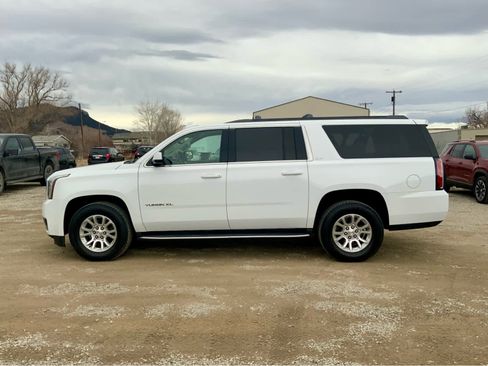 Used 2019 GMC Yukon XL SLT w/ Open Road Package image 2