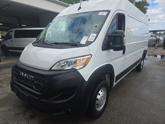 Used 2023 RAM ProMaster 2500 FWD image 1