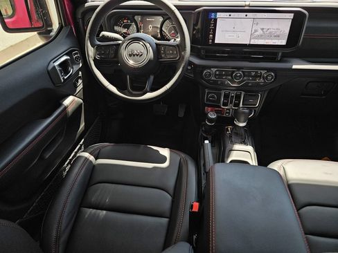 New 2026 Jeep Wrangler Unlimited Rubicon AWD/4WD image 10