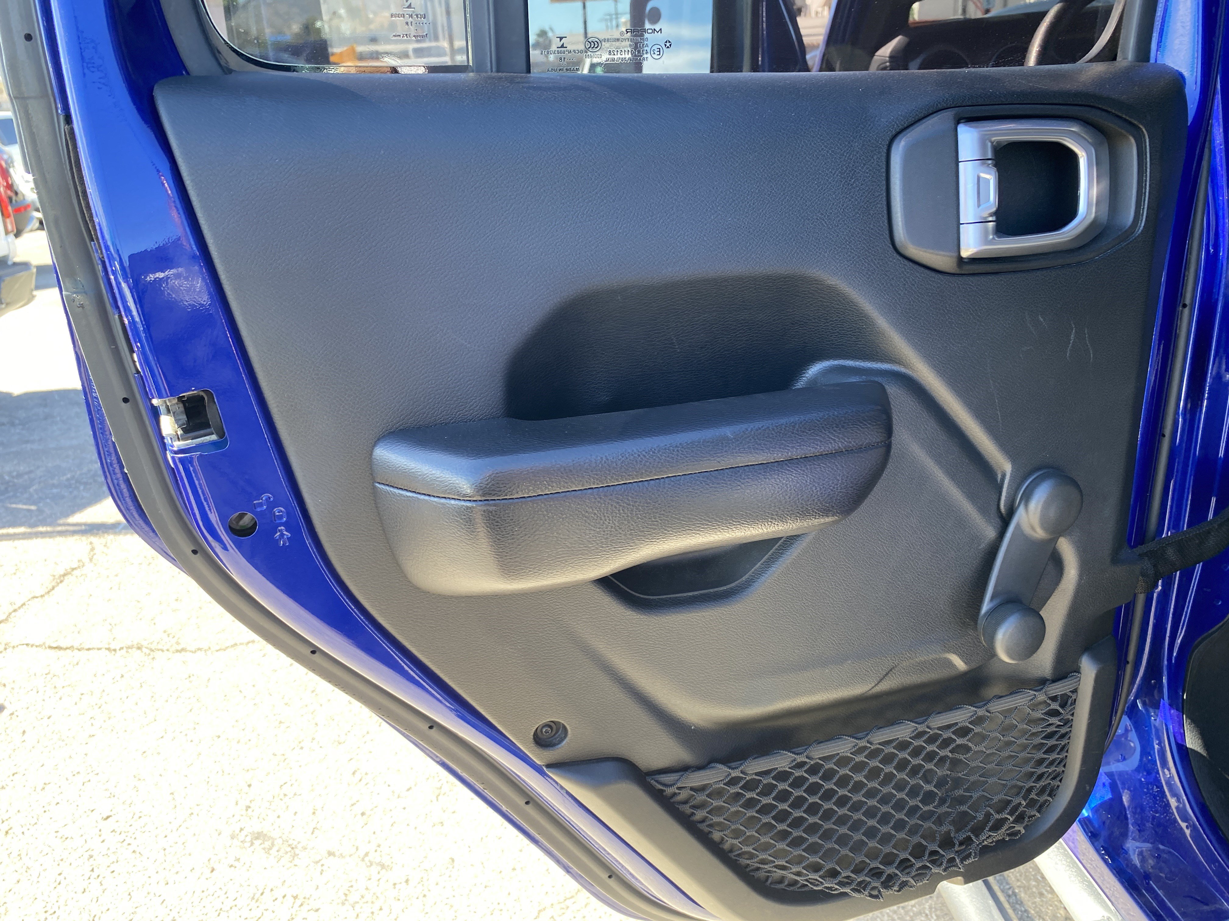 Used 2018 Jeep Wrangler Unlimited Sport AWD/4WD image 17
