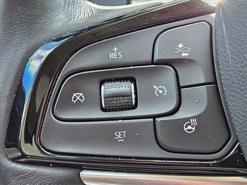 Used 2023 Buick Enclave Avenir w/ Avenir Technology Package FWD image 24