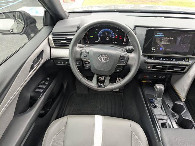 Certified 2025 Toyota Camry SE w/ Convenience Package FWD image 14