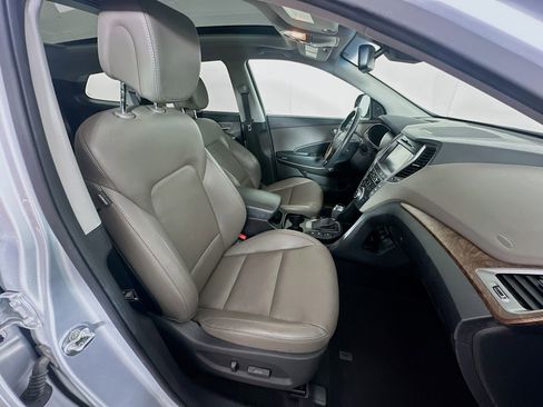 Used 2017 Hyundai Santa Fe Limited FWD image 33