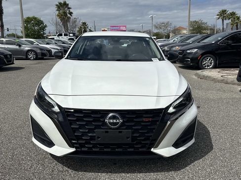 Used 2024 Nissan Altima 2.5 SR image 9