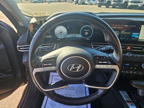 Used 2023 Hyundai Elantra SEL w/ Convenience Package FWD image 14