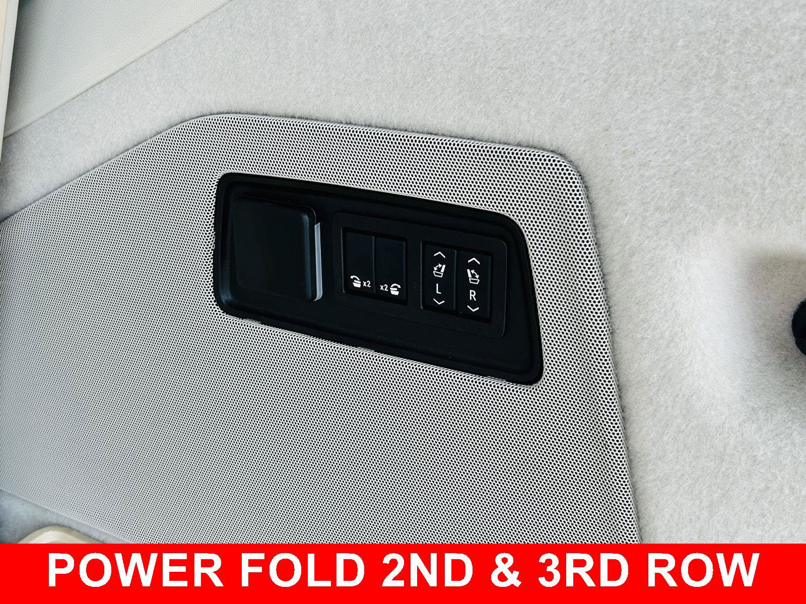 Used 2024 Cadillac Escalade Sport Platinum AWD/4WD image 18