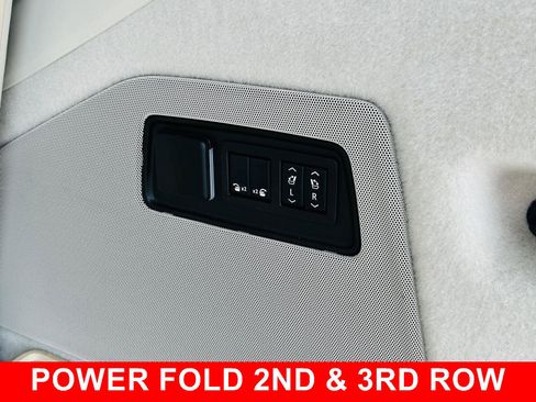 Used 2024 Cadillac Escalade Sport Platinum AWD/4WD image 18