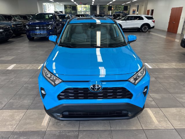 Used 2021 Toyota RAV4 XLE Premium FWD image 20