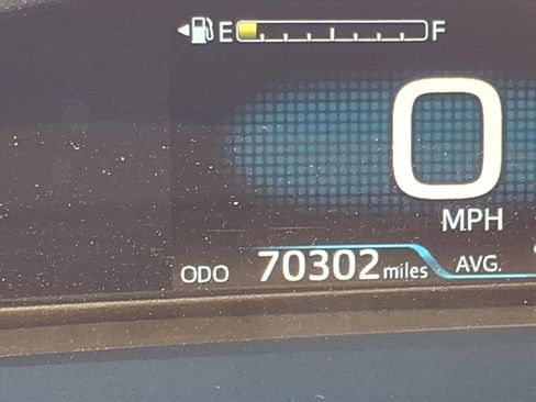 Used 2021 Toyota Prius Prime Limited image 24