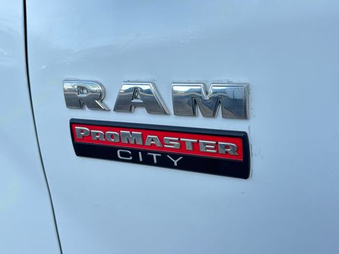 Used 2018 RAM ProMaster City Tradesman FWD image 15