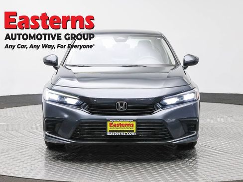 Used 2023 Honda Civic LX image 2
