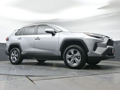 Certified 2025 Toyota RAV4 XLE AWD/4WD image 36