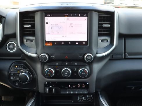 Used 2023 RAM 1500 Big Horn AWD/4WD image 9