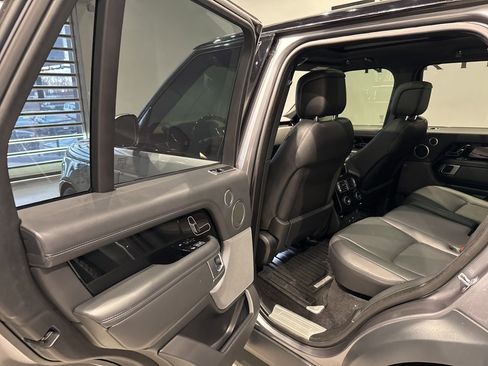 Used 2020 Land Rover Range Rover HSE image 26