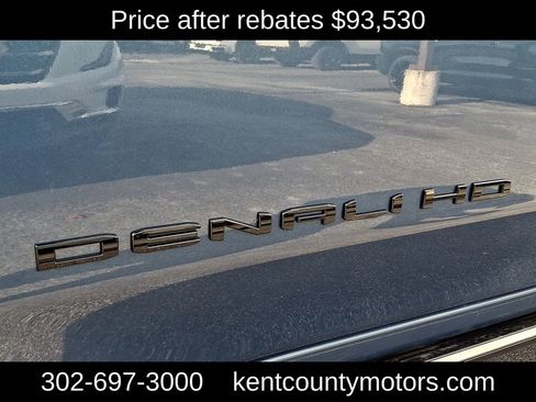 New 2026 GMC Sierra 2500 Denali Ultimate w/ LPO, Black Badging Package image 24