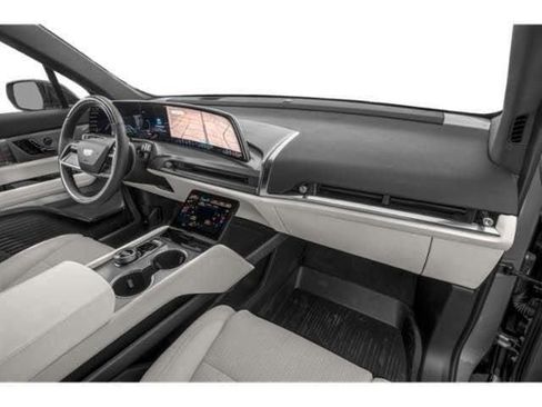 New 2026 Cadillac Vistiq Luxury w/ LPO, Floor Liner Package AWD/4WD image 92