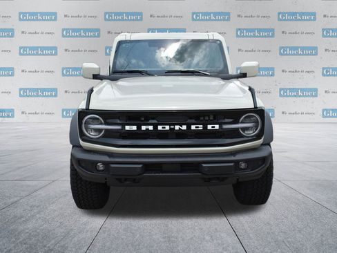 New 2026 Ford Bronco Outer Banks w/ Sasquatch Package AWD/4WD image 2